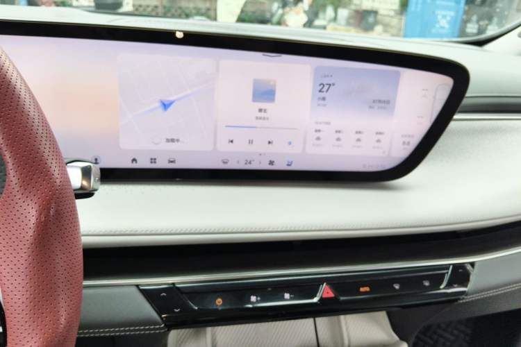 Used Buick GL8 2025 Lu Zun Deluxe Edition Audio And AC Panel