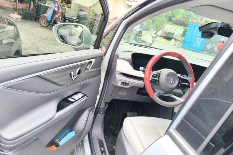Used Buick GL8 2025 Lu Zun Deluxe Edition Driver Seat