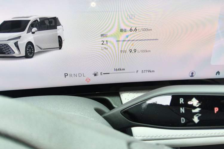 Used Buick GL8 2025 Lu Zun Deluxe Edition Odometer Close Up