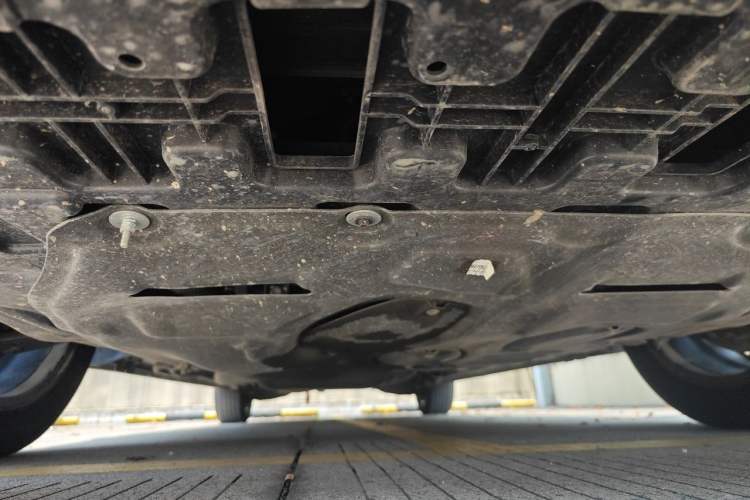 Used Buick GL8 2025 Lu Zun Deluxe Edition Chassis Front