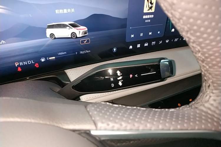 Used Buick GL8 2025 Lu Zun Smart Enjoyment Edition Gear Lever