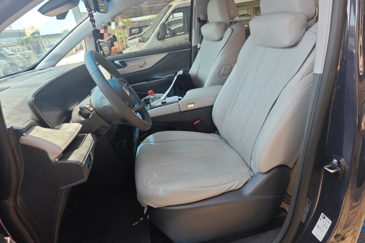 Used Buick GL8 2025 Lu Zun Deluxe Edition Left Front Seat