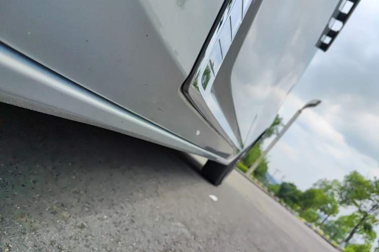 Used Buick GL8 2025 Lu Zun Deluxe Edition Chassis Front Left