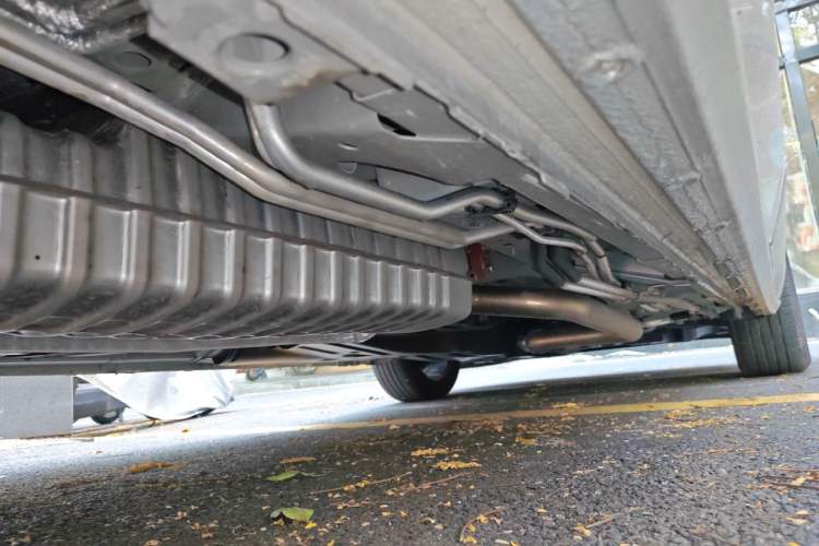 Used Buick GL8 2025 Model Land Cruiser Business Class Comfort DG Edition Chassis Rear Right