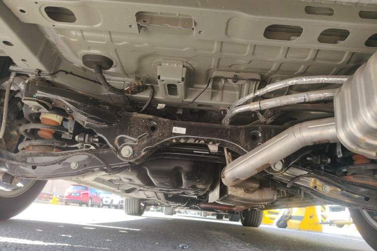 Used Buick GL8 2025 Lu Zun Smart Enjoyment Edition Chassis Rear