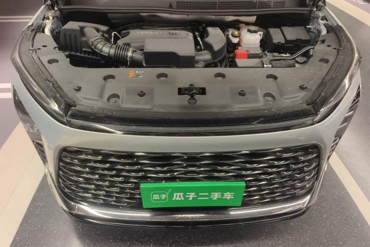 Used Buick GL8 2025 Lu Zun Smart Enjoyment & Yue Edition Engine Bay