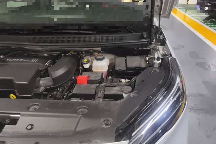 Used Buick GL8 2025 Model Land Cruiser Business Class Comfort DG Edition Engine Bay Left