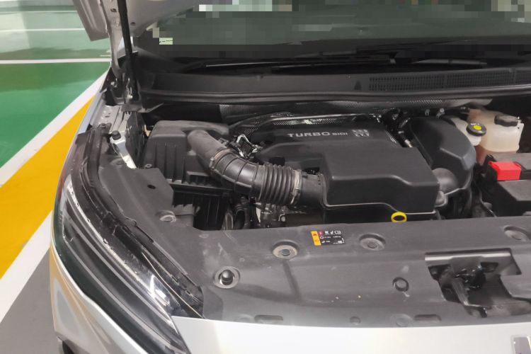 Used Buick GL8 2025 Model Land Cruiser Business Class Comfort DG Edition Engine Bay Right