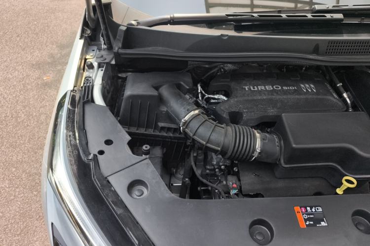 Used Buick GL8 2025 Lu Zun Smart Enjoyment Edition Engine Bay Right