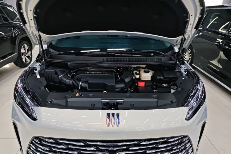Used Buick GL8 2025 Model Land Executive Class First-Adoption Edition Engine Bay