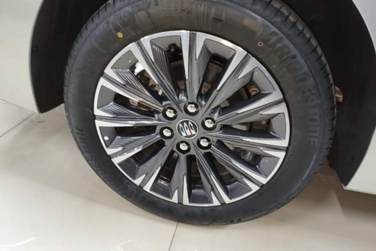 Used Buick GL8 2025 Lu Zun Deluxe Edition Exterior 5