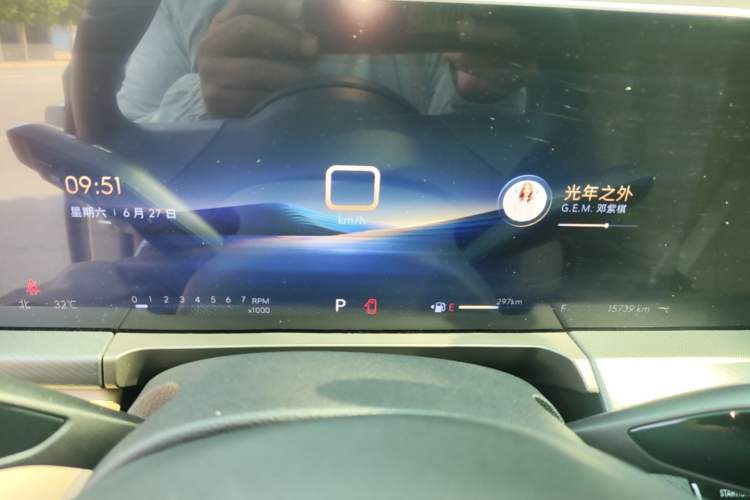 Used Buick GL8 2025 Model Land Cruiser Business Class Comfort DG Edition Instrument Cluster