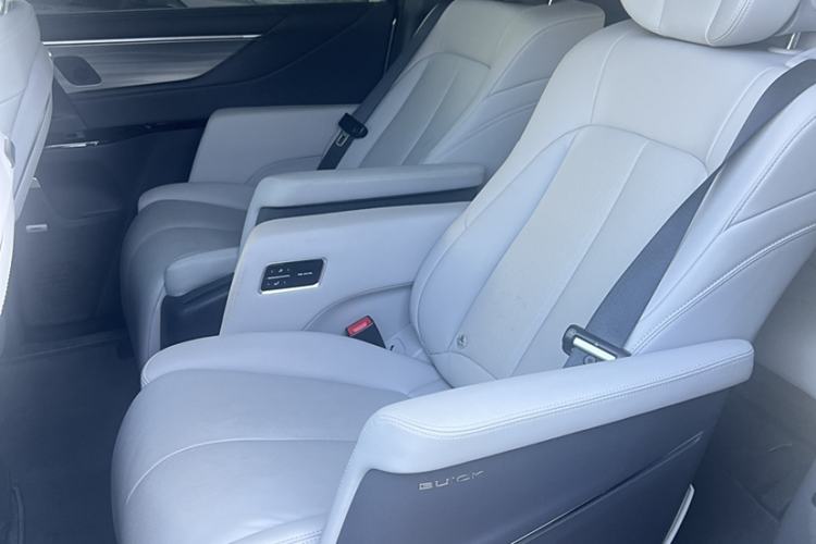 Used Buick GL8 2025 Lu Zun Deluxe Edition Interior 3