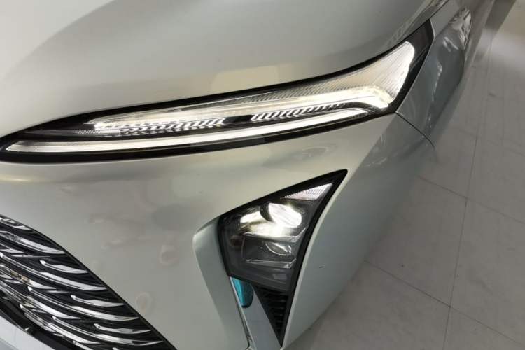 Used Buick GL8 2025 Lu Zun Smart Enjoyment Edition Left Front Headlight