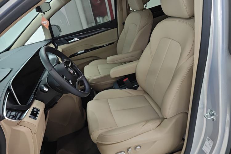 Used Buick GL8 2025 Model Land Executive Class First-Adoption Edition Left Front Seat