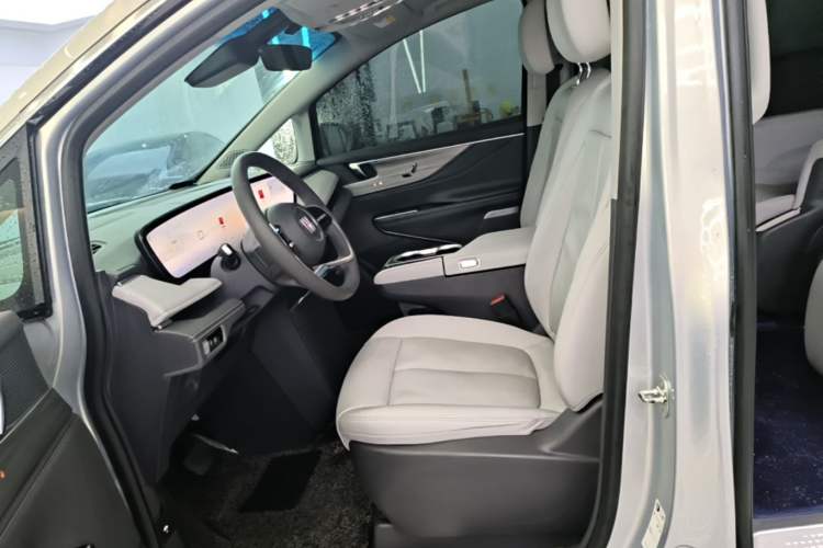 Used Buick GL8 2025 Lu Zun Deluxe Edition Left Front Seat