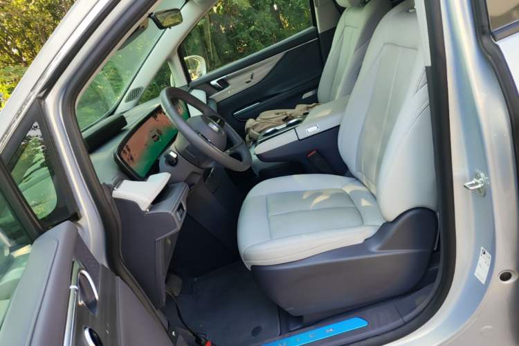 Used Buick GL8 2025 Lu Zun Deluxe Edition Left Front Seat