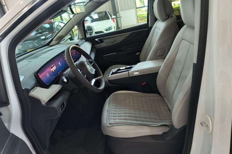 Used Buick GL8 2025 Lu Zun Deluxe Edition Left Front Seat