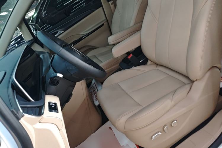 Used Buick GL8 2025 Model Land Cruiser Business Class Smart Enjoyment Edition Left Front Seat