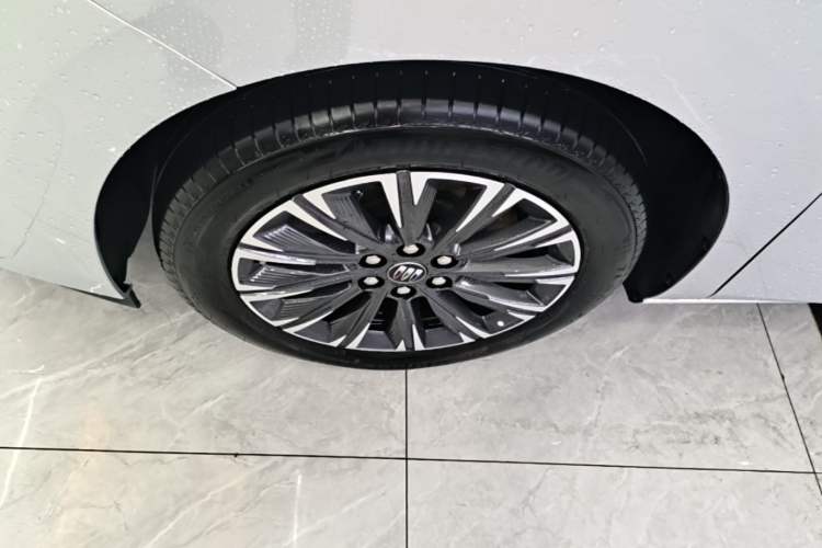 Used Buick GL8 2025 Lu Zun Deluxe Edition Left Front Wheel Hub
