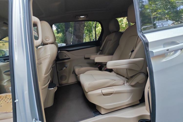 Used Buick GL8 2025 Model Land Cruiser Business Class Comfort DG Edition Left Rear Seat