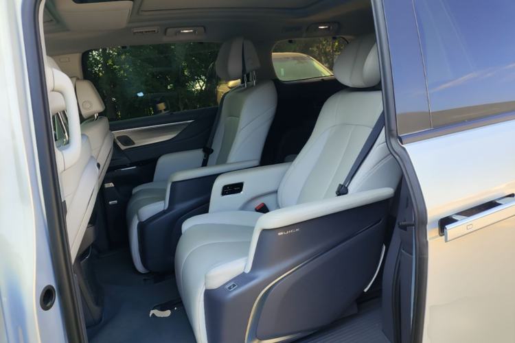 Used Buick GL8 2025 Lu Zun Deluxe Edition Left Rear Seat