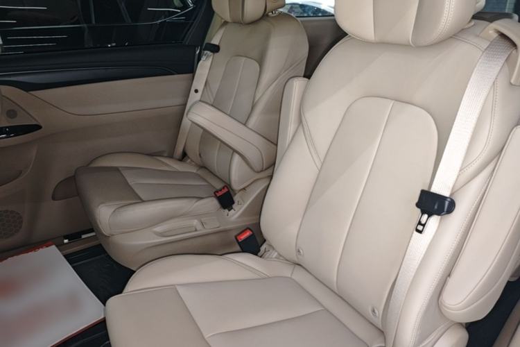 Used Buick GL8 2025 Model Land Cruiser Business Class Smart Enjoyment Edition Left Rear Seat