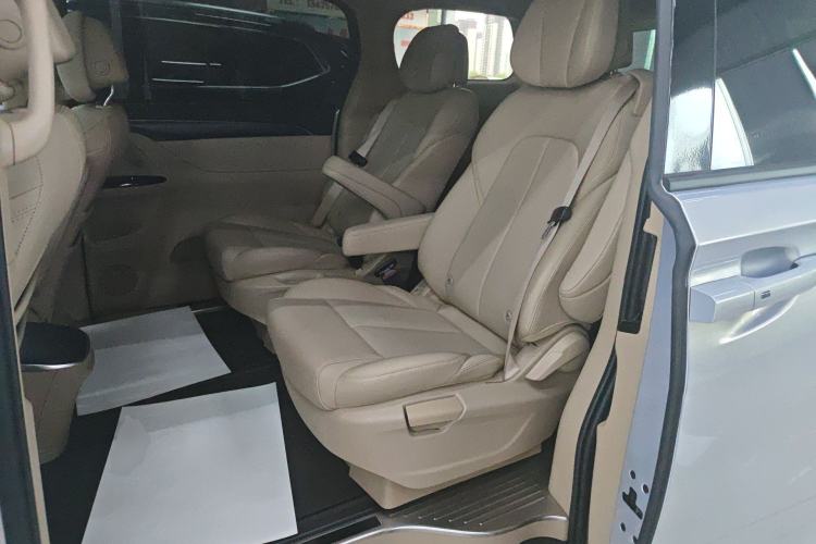 Used Buick GL8 2025 Model Land Executive Class First-Adoption Edition Left Rear Seat
