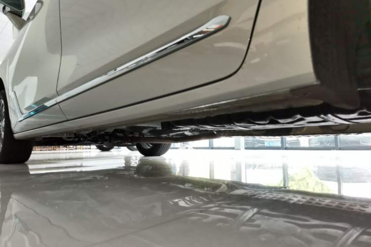 Used Buick GL8 2025 Lu Zun Smart Enjoyment Edition Left Side Sill