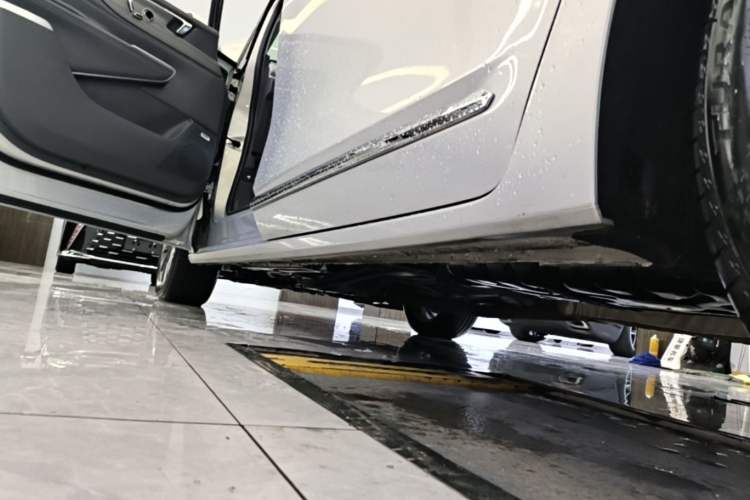 Used Buick GL8 2025 Lu Zun Deluxe Edition Left Side Sill