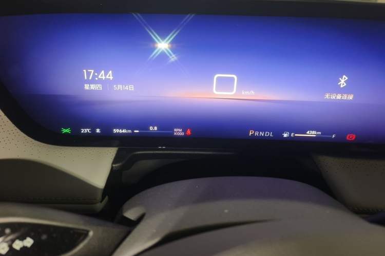 Used Buick GL8 2025 Lu Zun Smart Enjoyment & Yue Edition Odometer Close Up