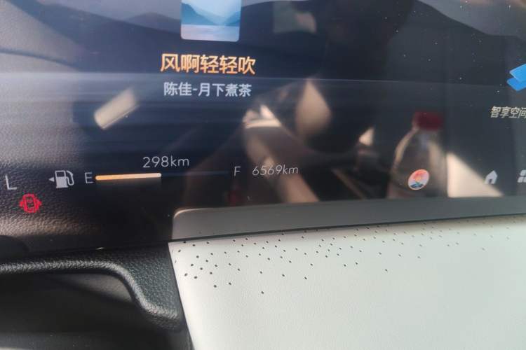 Used Buick GL8 2025 Lu Zun Smart Enjoyment Edition Odometer Close Up