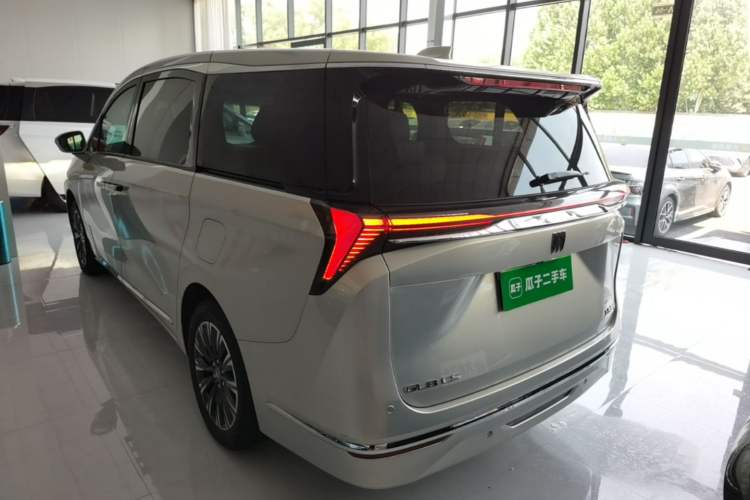 Used Buick GL8 2025 Lu Zun Smart Enjoyment Edition Rear Left 45 Deg
