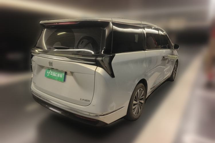 Used Buick GL8 2025 Lu Zun Smart Enjoyment & Yue Edition Rear Right 45 Deg