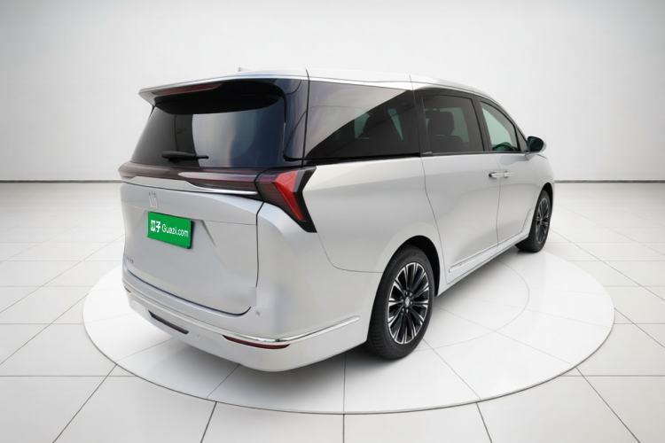 Used Buick GL8 2025 Lu Zun Smart Enjoyment Edition Rear Right 45 Deg