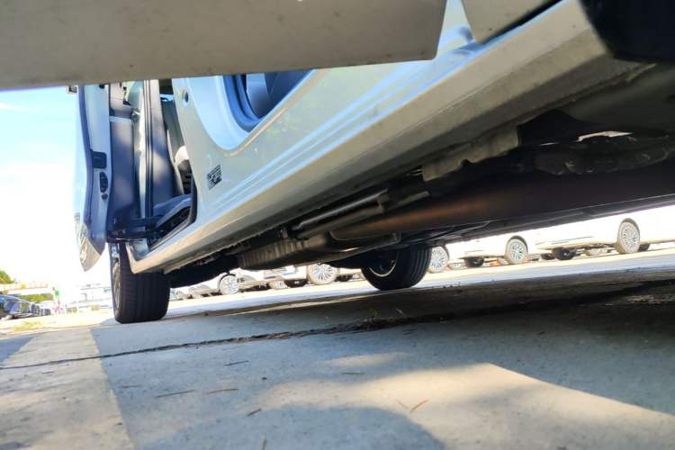 Used Buick GL8 2025 Lu Zun Deluxe Edition Right Side Sill