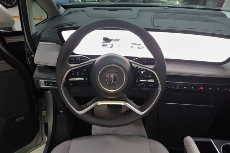 Used Buick GL8 2025 Lu Zun Deluxe Edition Steering Wheel