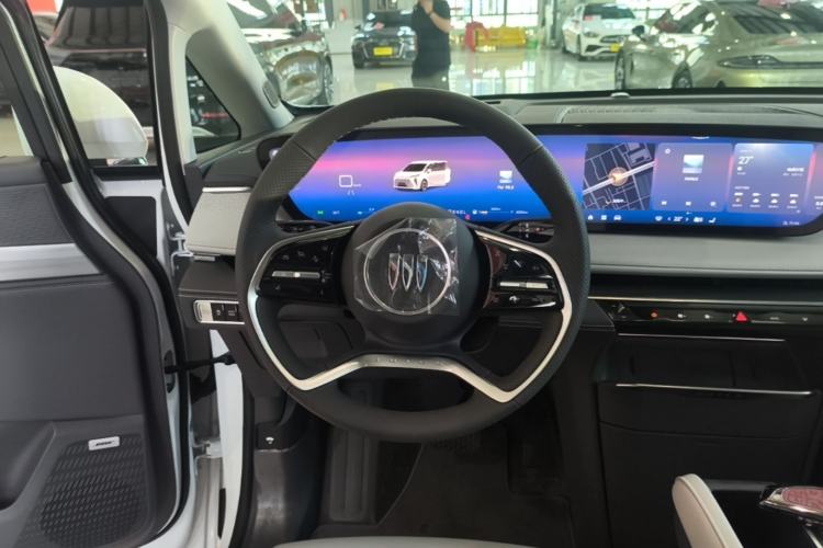 Used Buick GL8 2025 Lu Zun Deluxe Edition Steering Wheel