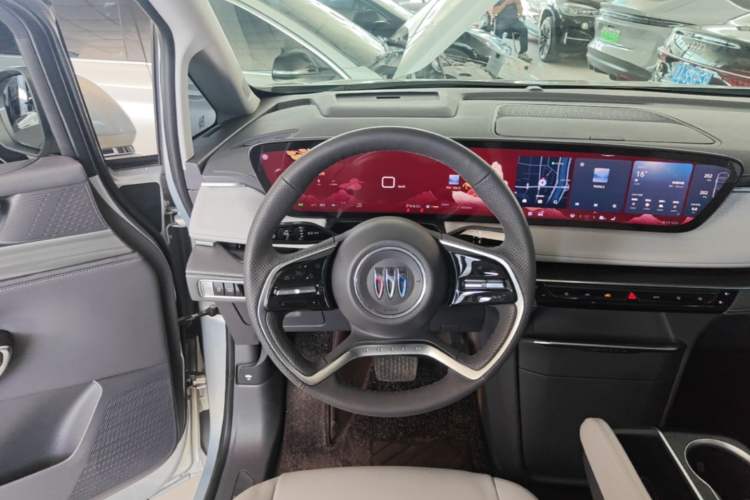 Used Buick GL8 2025 Lu Zun Smart Enjoyment Edition Steering Wheel
