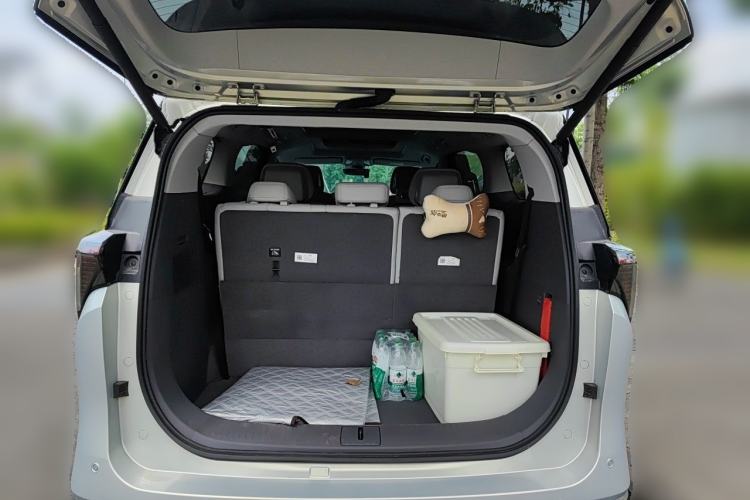 Used Buick GL8 2025 Lu Zun Deluxe Edition Trunk