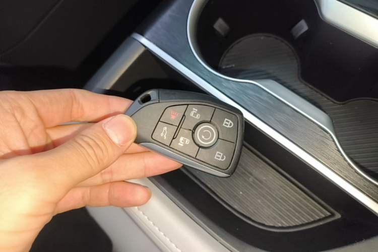 Used Buick GL8 2025 Lu Zun Deluxe Edition Vehicle Key
