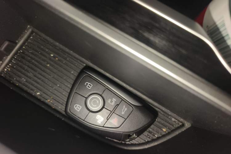 Used Buick GL8 2025 Lu Zun Smart Enjoyment & Yue Edition Vehicle Key