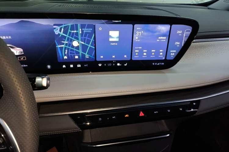 Used Buick GL8 2025 Lu Zun Smart Enjoyment Edition Audio And AC Panel