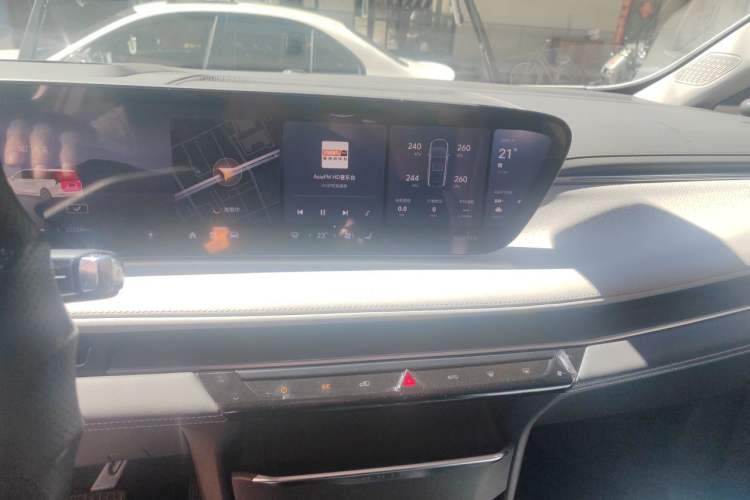 Used Buick GL8 2025 Lu Zun Smart Enjoyment Edition Audio And AC Panel