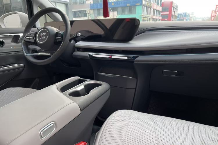 Used Buick GL8 2025 Lu Zun Smart Enjoyment Edition Audio And AC Panel
