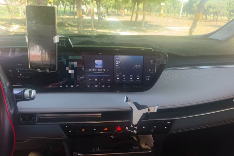 Used Buick GL8 2025 Lu Zun Smart Enjoyment Edition Audio And AC Panel