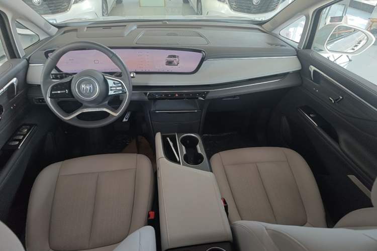 Used Buick GL8 2025 Lu Zun Smart Enjoyment Edition Center Console