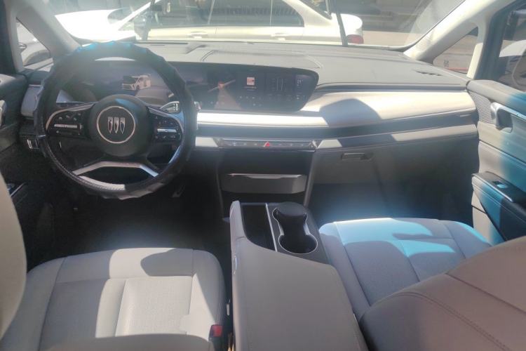 Used Buick GL8 2025 Lu Zun Smart Enjoyment Edition Center Console