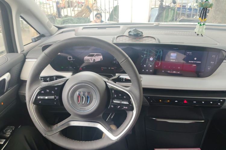 Used Buick GL8 2025 Lu Zun Smart Enjoyment Edition Center Console
