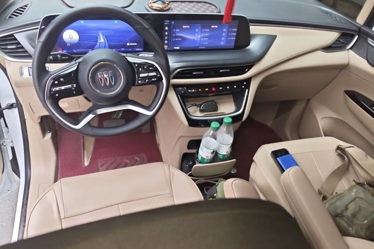 Used Buick GL8 2025 Model Land Executive Class First-Adoption Edition Center Console